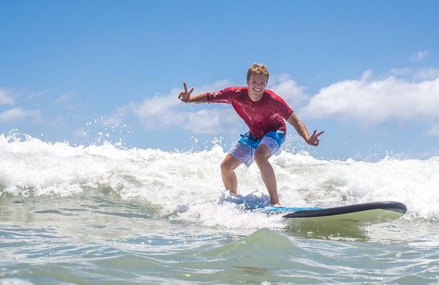 Merrick's Noosa Learn to Surf: 2 Hour group surfing lesson