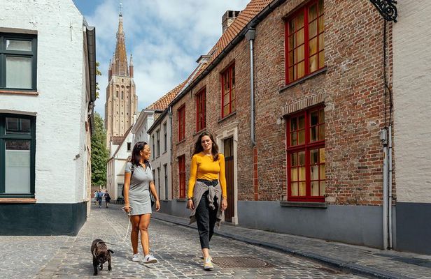 Bruges PRIVATE City Kickstart Tour With Locals