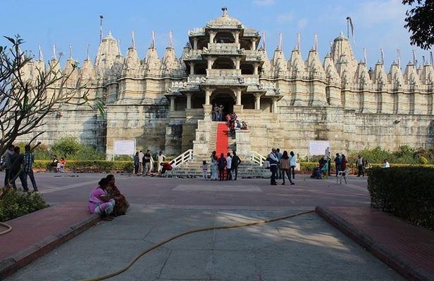 Private Day Trip to The Jain Temple and Ranakpur from Udaipur