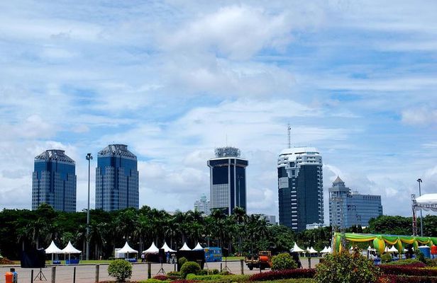 Jakarta Like a Local: Customized Private Tour