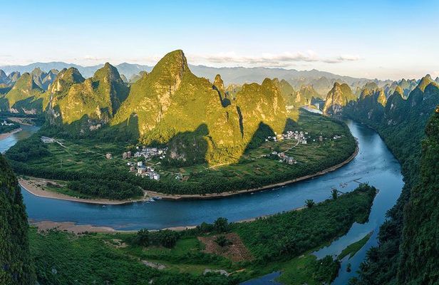 Xingping Xianggong Hill and Yangshuo Countryside Classic Day Tour
