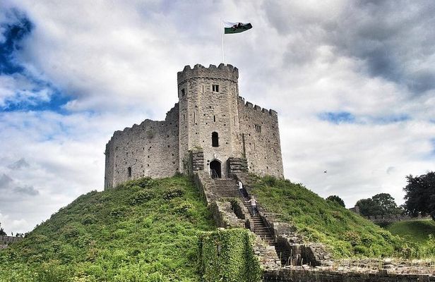 Cardiff Like a Local: Customized Private Tour