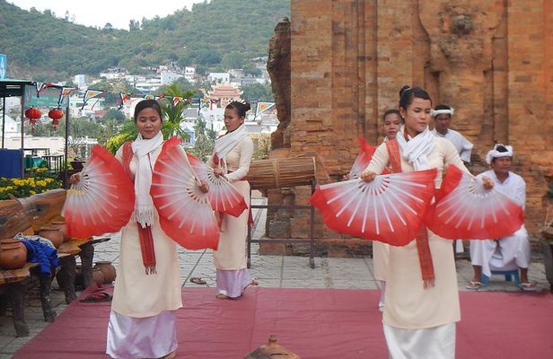 City and countryside tour of Nha Trang