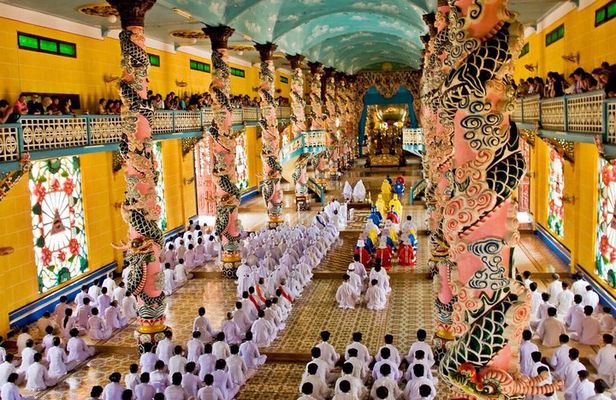Small-Group 1-day: Cu Chi Tunnels, Cao Dai Temple & Ba Den Mount
