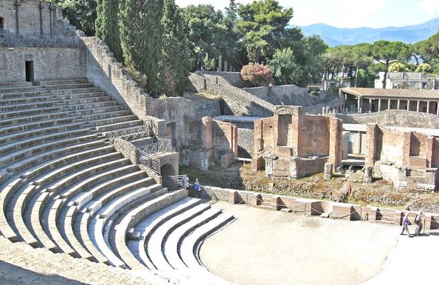 Skip the Line Ancient Pompeii Small Group Walking Tour with Top Rated Guide