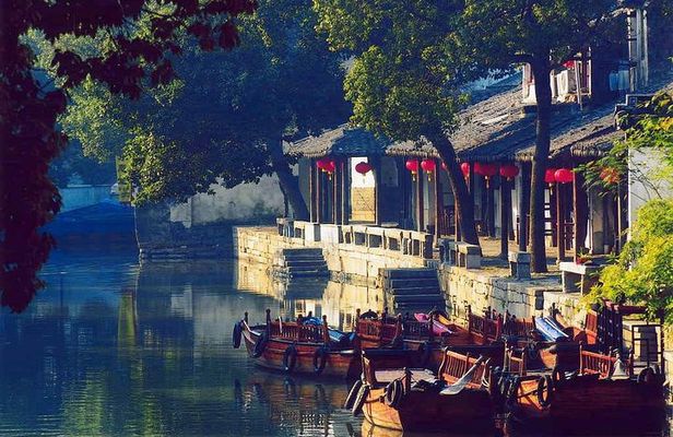 Private Day Trip to Tongli Water Village and Tuisi Garden from Shanghai