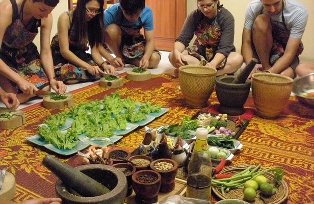 Silom Thai Cooking School with Fresh Market Tour
