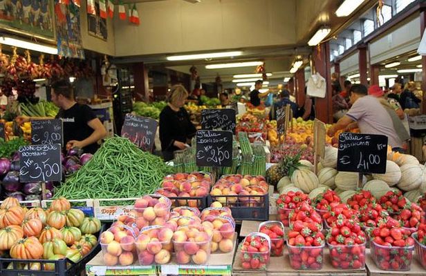 Discover 3 countries in 1 Day: Italian Markets, Menton and Monaco