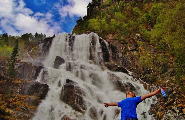 PRIVATE GUIDED TOUR: Secrets of the Fjords - the Osterfjord and Mo, 6-7 hours