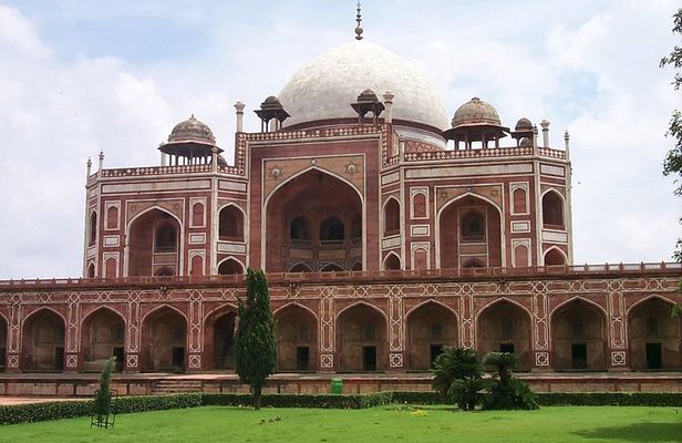 Full Day Old and New Delhi Sightseeing Tour