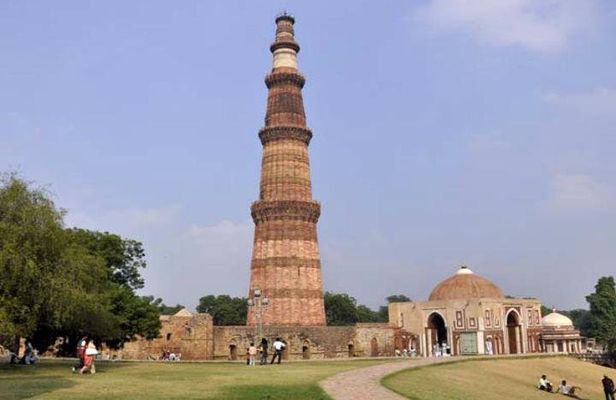 6-Day Golden Triangle Tour to Jaipur and Agra from Delhi