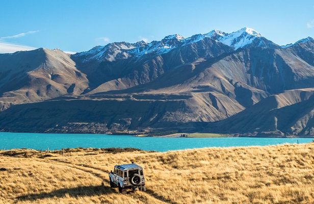 Scenic 4WD Tour Lake Tekapo Backcountry