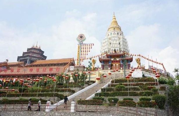 Half-Day Penang Kek Lok Si Temple Private Tour