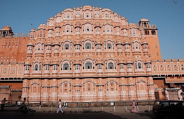 Jaipur Full Day City Tour visit Hawa Mahal, Amber Fort & City Palace