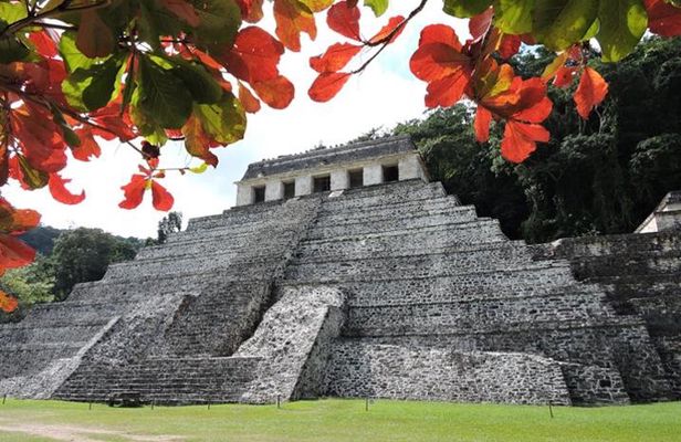 Palenque Archaeological site from Villahermosa City or airport