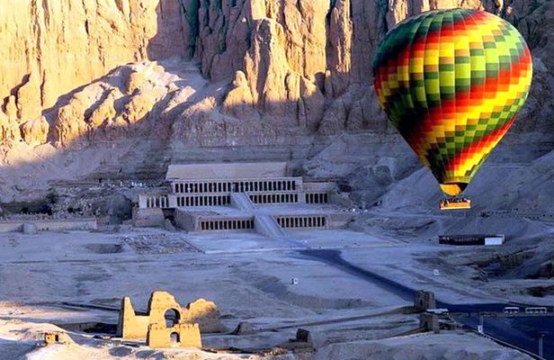 Sunrise Hot Air Balloon Ride in Luxor and West Bank Private Tour