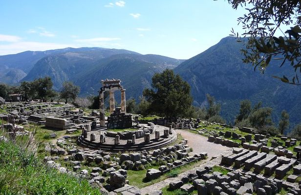 Delphi Full Day Private Tour from Athens