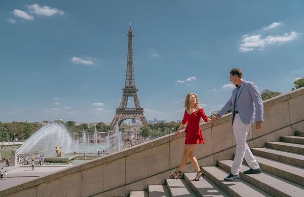 Private Tour: Personal Travel Photographer Tour in Paris