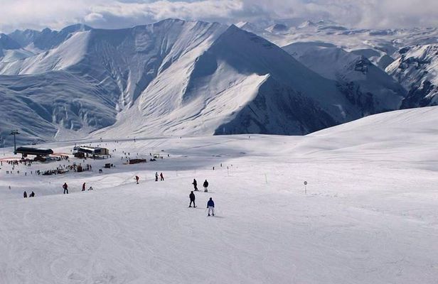 Private tour in Gudauri with overnight stay in Gudauri