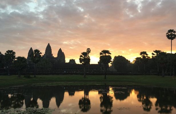 Private Angkor Wat Special sunrise sunset tour