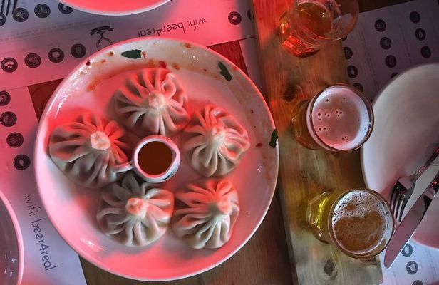 Tbilisi Private Food and Wine Tour with Lunch and Tastings