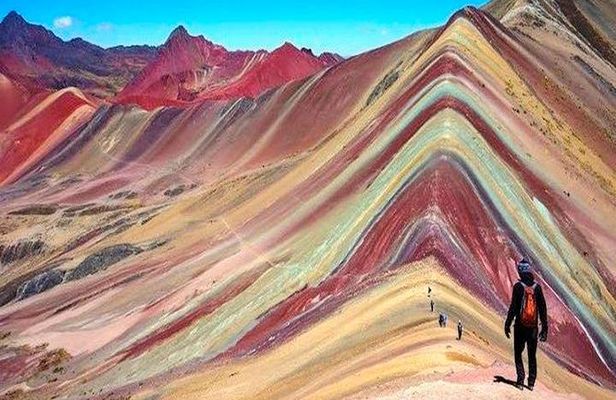 Day Tour Rainbow Mountain with Red Valley