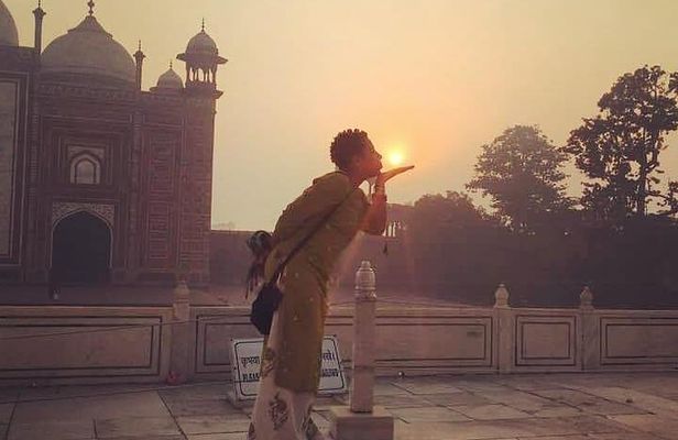 Private Taj Mahal Sunrise Tour with Entry Tickets