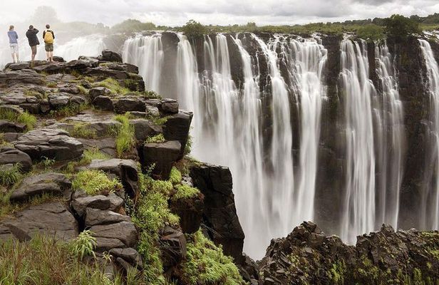 Victoria falls Guided Tour Both Sides