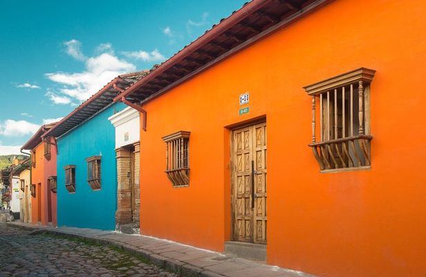 VIP Bogota City Tour: Monserrate, Candelaria, Coffee Tasting, 6hr