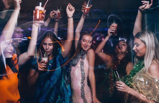 Bachelorette Party Bus Club Crawl