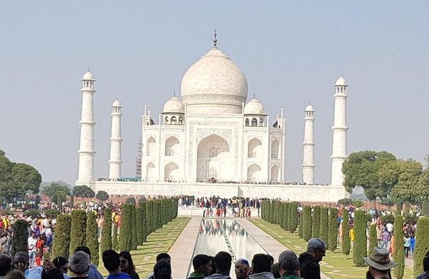 Private Taj Mahal & Agra Day Trip by Car From Delhi All Inclusive