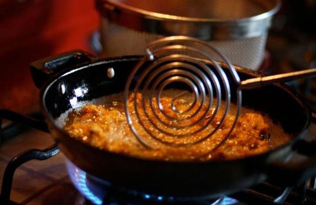 Authentic South Indian Cooking Class and Vegetarian Meal with a Local in Chennai