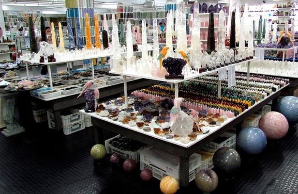 Semiprecious Gemstones Shopping Tour with Hotel pickup and drop-off