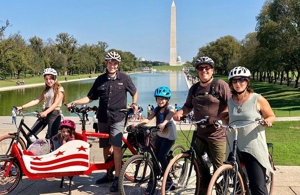 Private Family-Friendly Bike Tour of DC