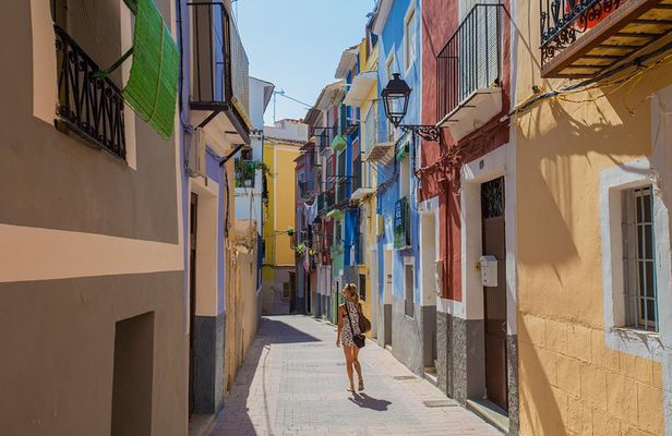 Charming villages: Villajoyosa & Altea