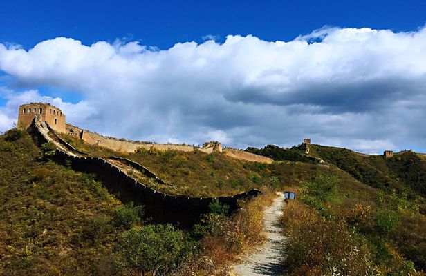 Private Great Wall of Gubeikou Hiking Tour from Beijing