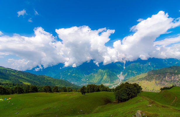 Bhrigu Lake and Alpine Meadow Trek