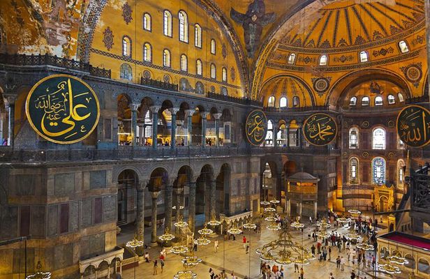 Full Day Highlights of Istanbul Old City incl Lunch & Tickets