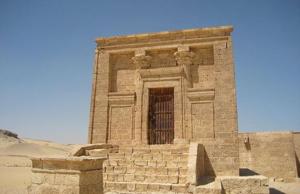 Tell el-Amarna unusual Private day tour
