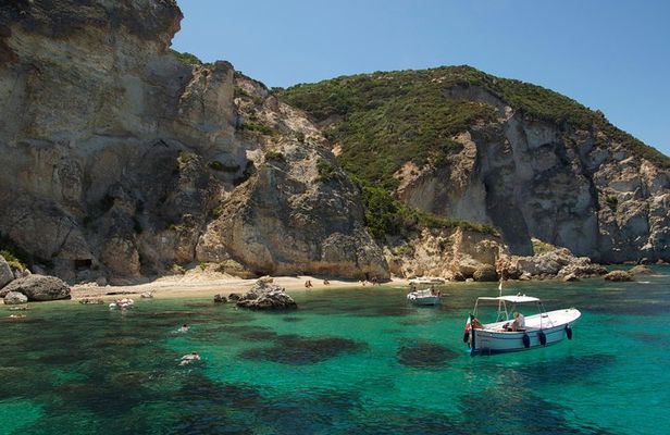 Ponza Island 6 hr Boat Excursion with Swimming Stops and Lunch