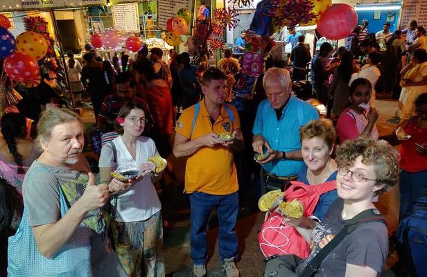 Street Food walking tour in Bangalore with a food evangelist