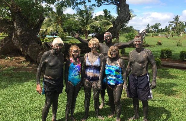 Sabeto Mud Baths and Garden of the Sleeping Giant Tour