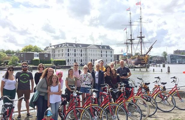Amsterdam Historical Small-Group Bike Tour