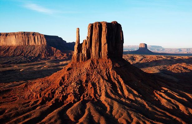 Monument Valley Tribal Park Day Trip from Sedona or Flagstaff