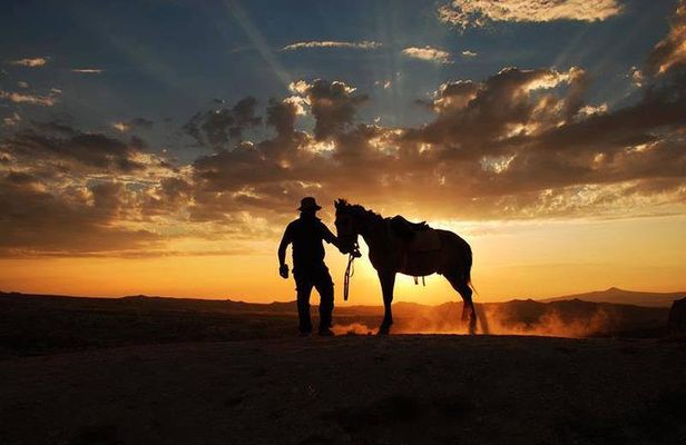 The Best Sunset Horseback Riding Tours in Cappadocia