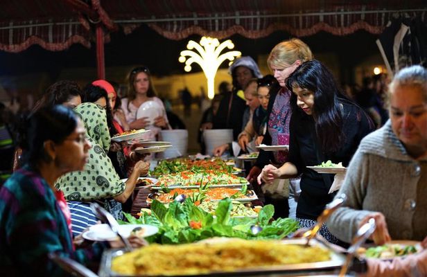 Dinner in Desert Dubai With Belly Dance Show 