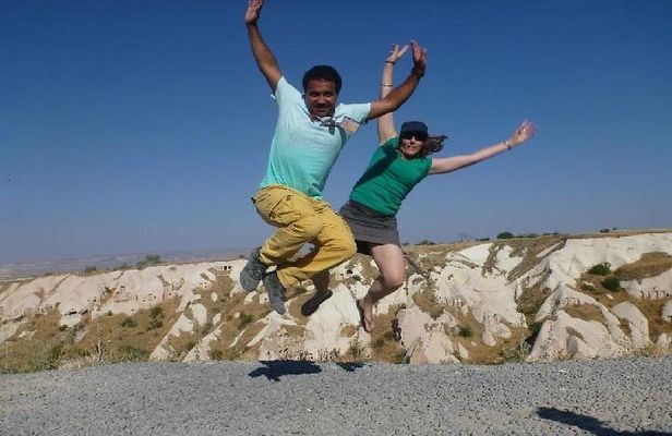 2-Day Cappadocia Tour from Kayseri or Kapadokya Airport with Luxury Cave Hotel