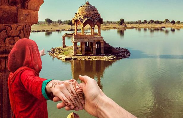 Romantic night in the Desert