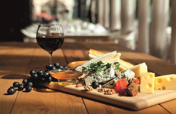 7-Day Georgian Wine and Culinary Private Tour with Cooking Class