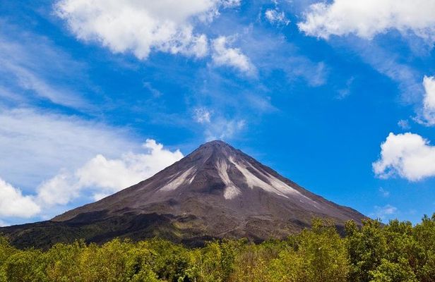 8-Day Best of Northwest Costa Rica from San Jose: Arenal Volcano National Park, Alajuela and Guanacaste